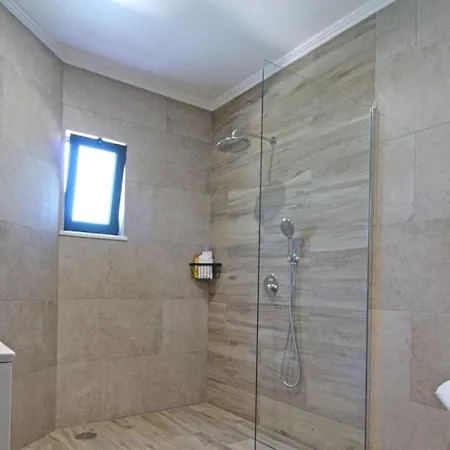 Βίλα Casa Moura - Fantastic House Sleep Up To 15 Heated Pool Table Tennis Football Table Poker Table *